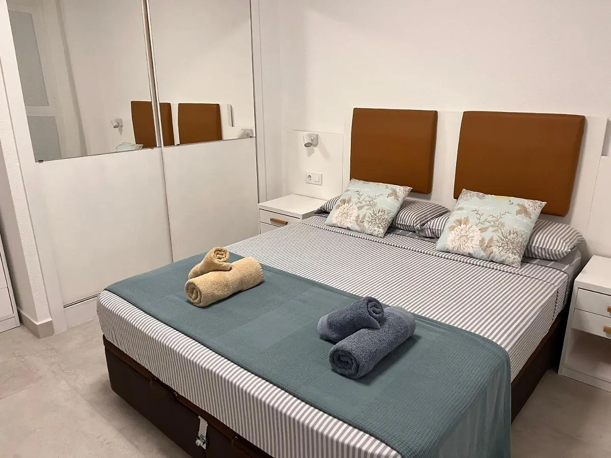 Atico Helena Con Solarium Y Jacuzzi Privado En Laguna Beach Vera Apartment