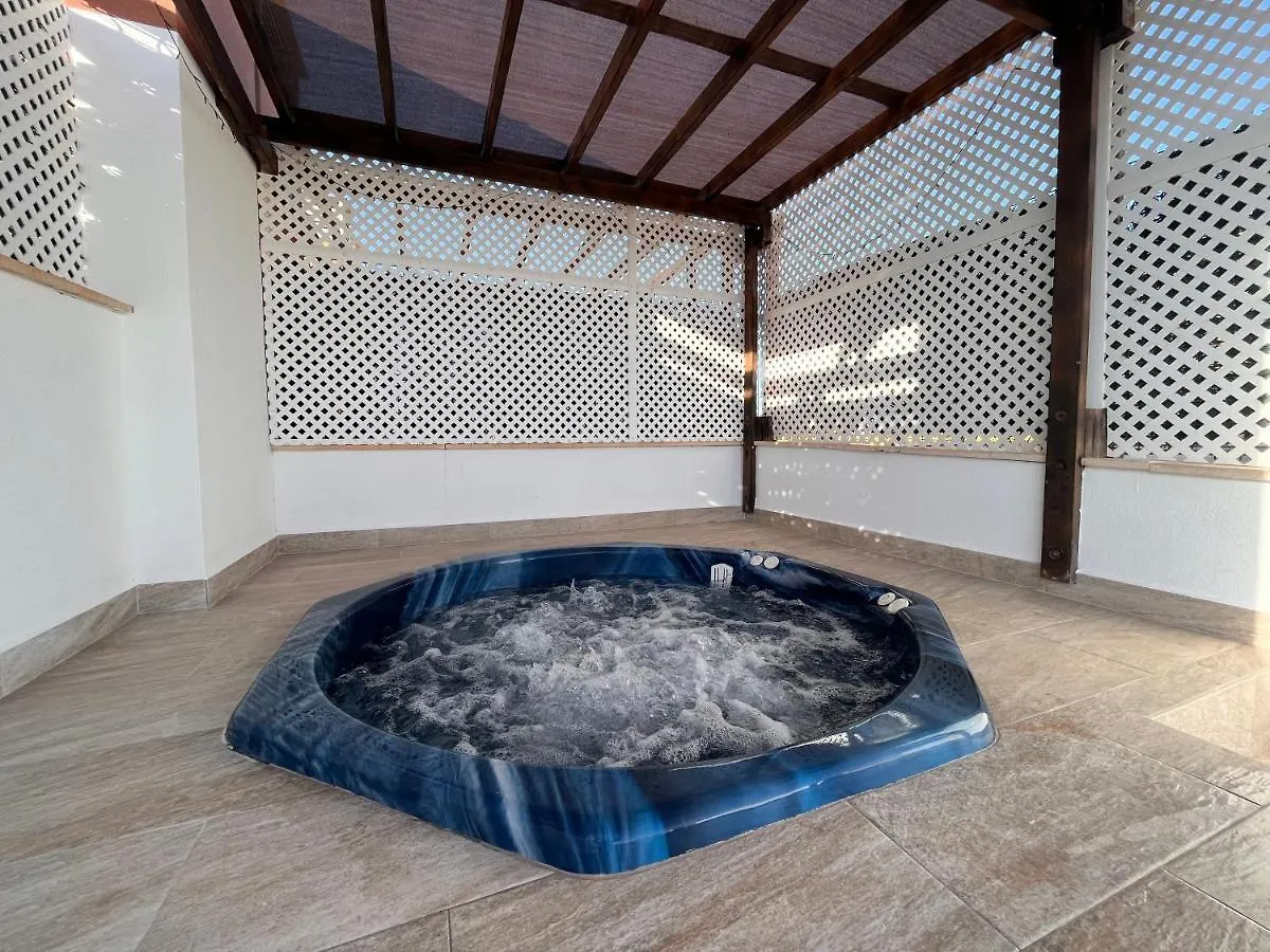 Atico Helena Con Solarium Y Jacuzzi Privado En Laguna Beach Vera Apartment