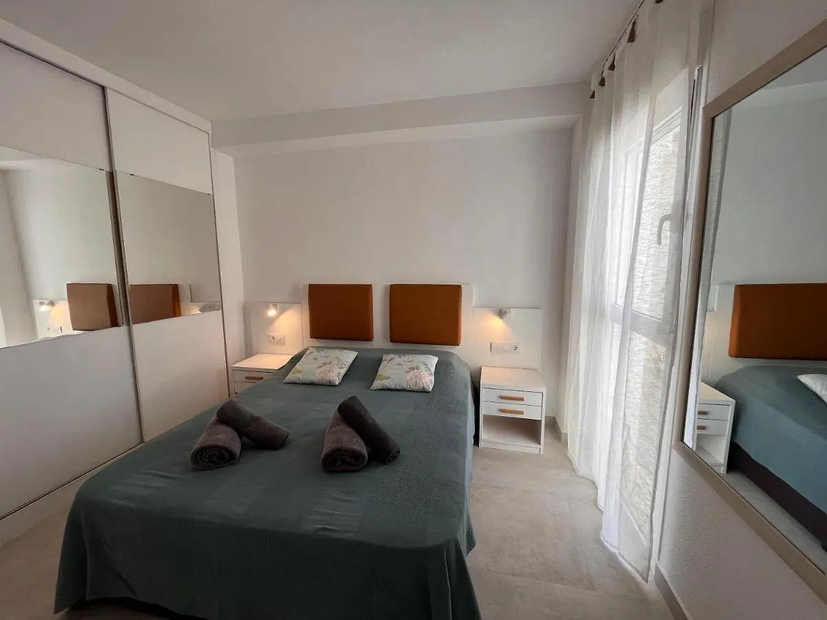 Atico Helena Con Solarium Y Jacuzzi Privado En Laguna Beach Vera Apartment